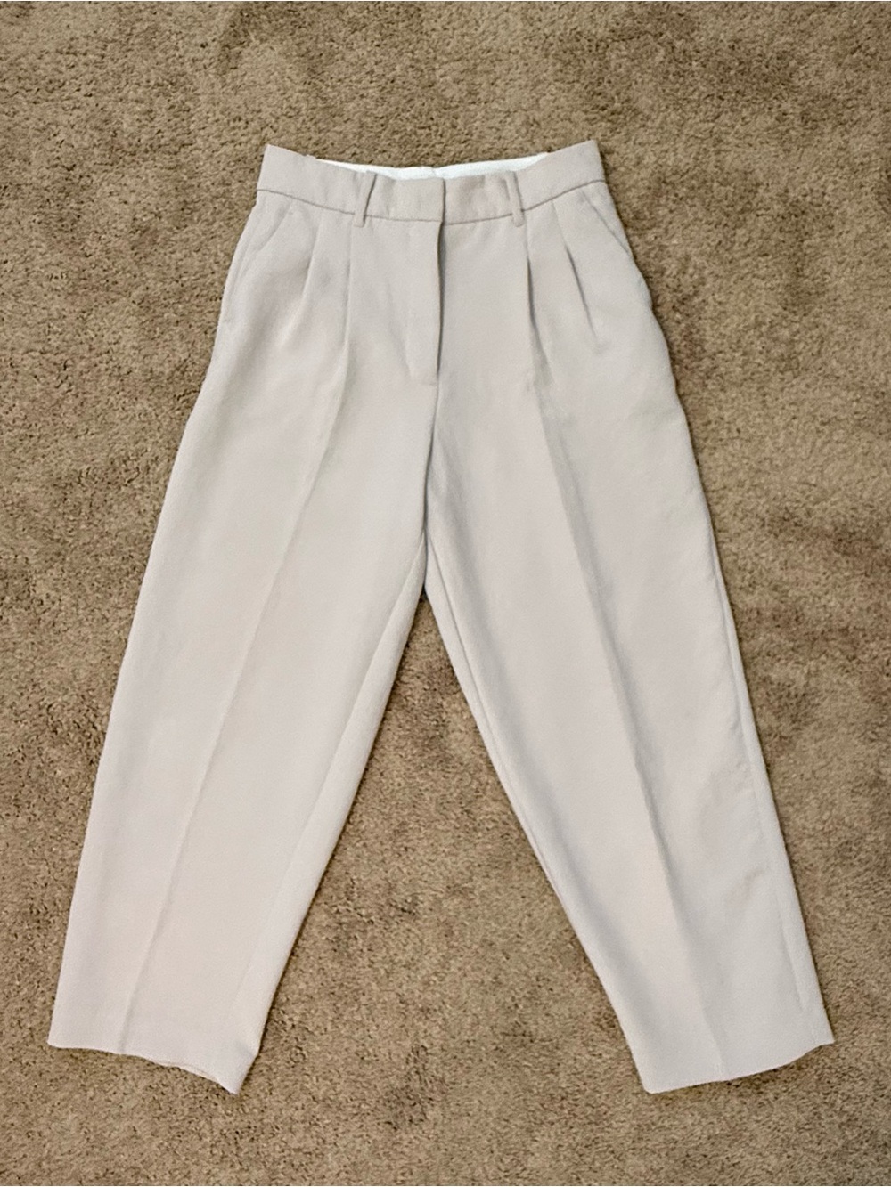 Aritzia Wilfred Carrot Pants Sz 6